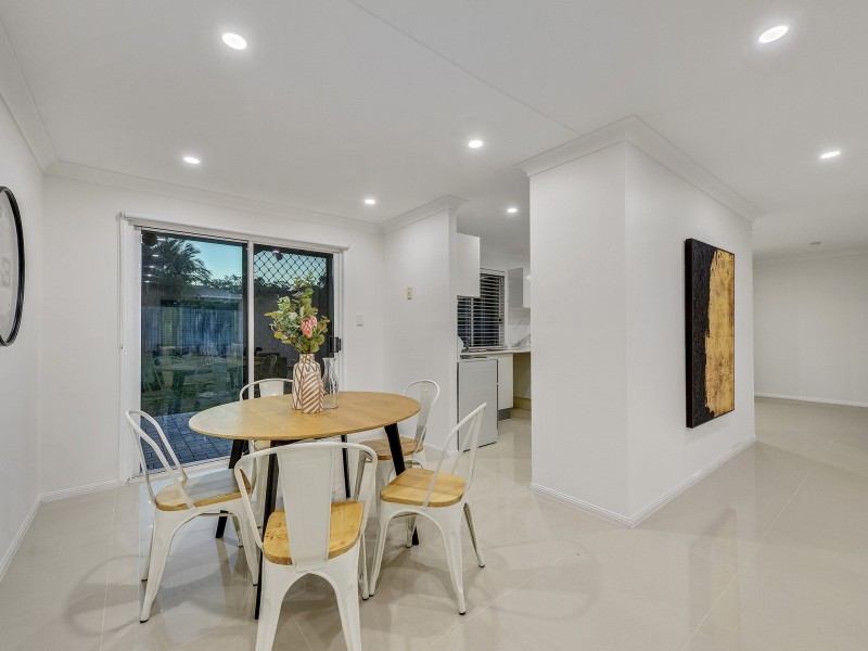 34 Streamview Crescent, Springfield QLD 4300