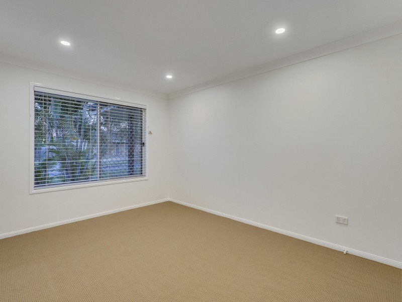34 Streamview Crescent, Springfield QLD 4300