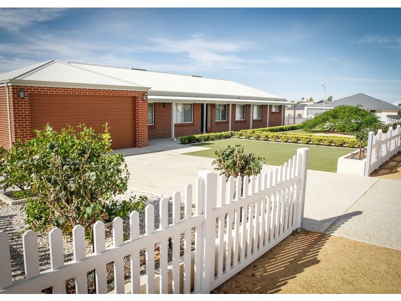 5 Myrtle Road, Strathalbyn WA 6530