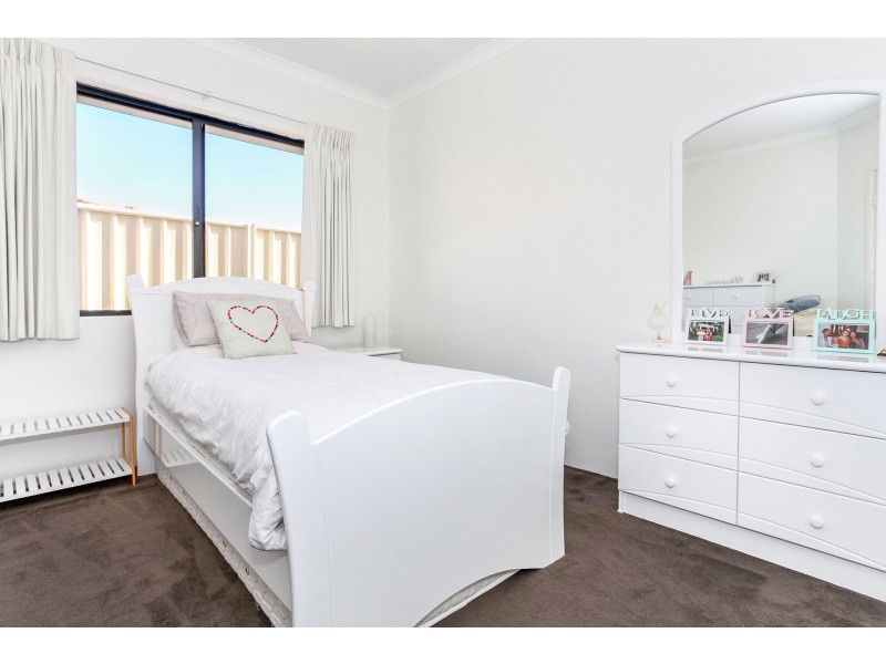 26 Ashridge Turn, Canning Vale WA 6155