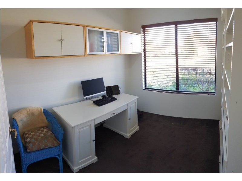 26 Ashridge Turn, Canning Vale WA 6155