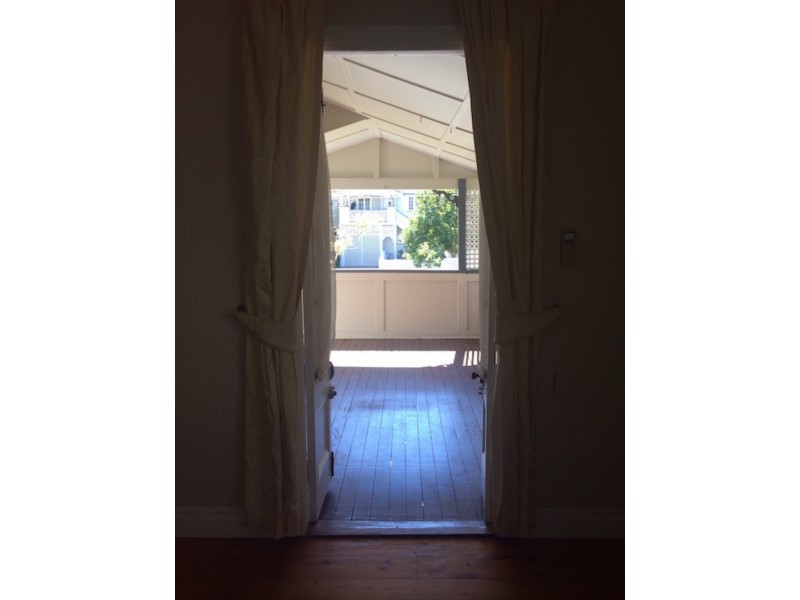 24 Orchard Street, Hawthorne QLD 4171