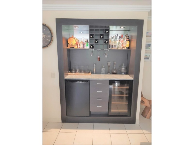 61 John Lund Drive, Hope Island QLD 4212