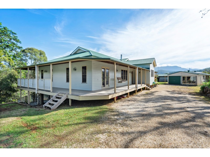 5 Booyong Place, Nobbys Creek NSW 2484