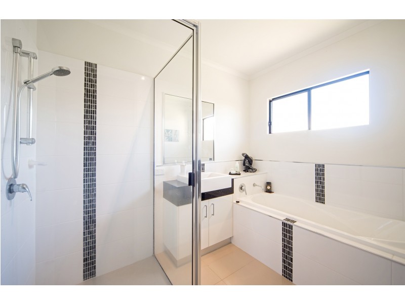 57 Endeavour Circuit, Cannonvale QLD 4802