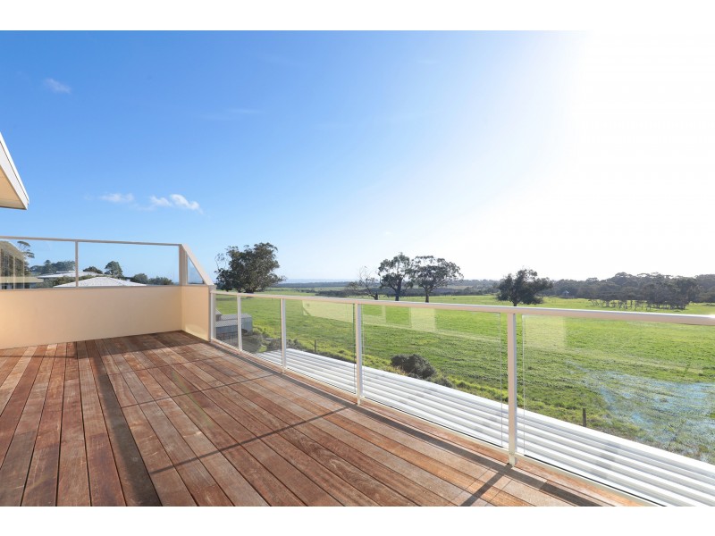 45 Laver Drive, Wimbledon Heights VIC 3922