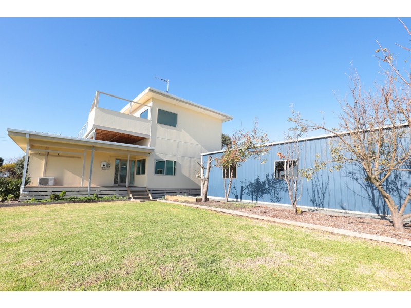 45 Laver Drive, Wimbledon Heights VIC 3922