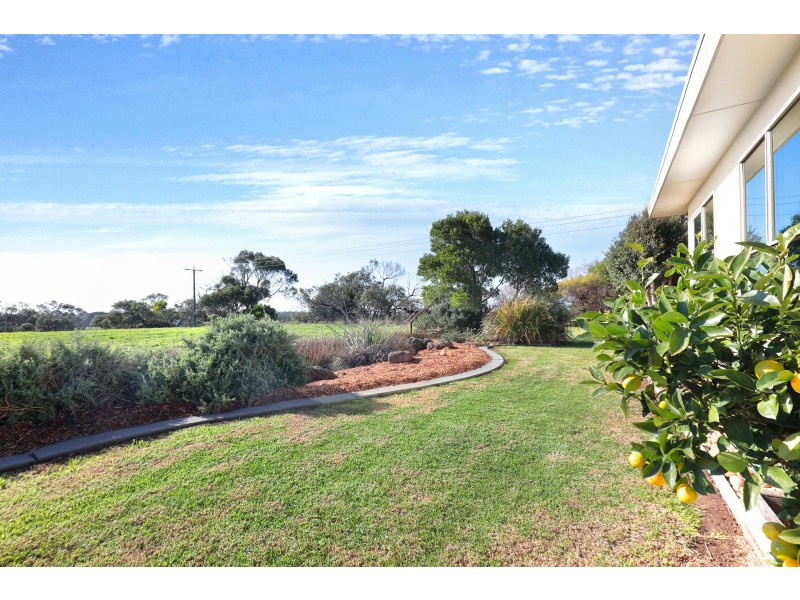 45 Laver Drive, Wimbledon Heights VIC 3922