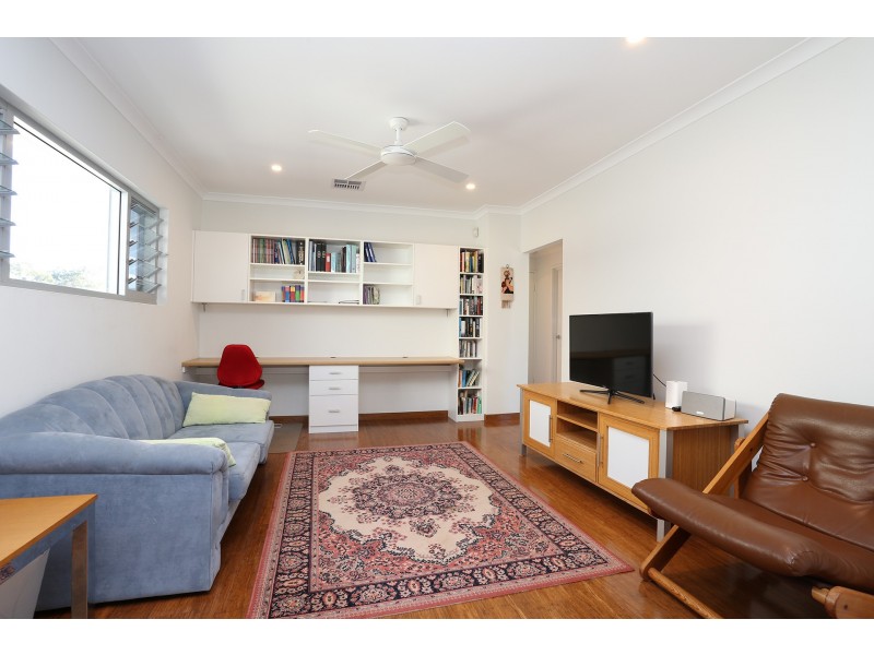 9 Champion Crescent, Floreat WA 6014