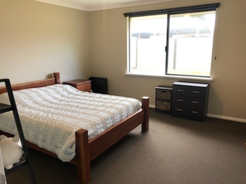 8 Island drive, Augusta WA 6290