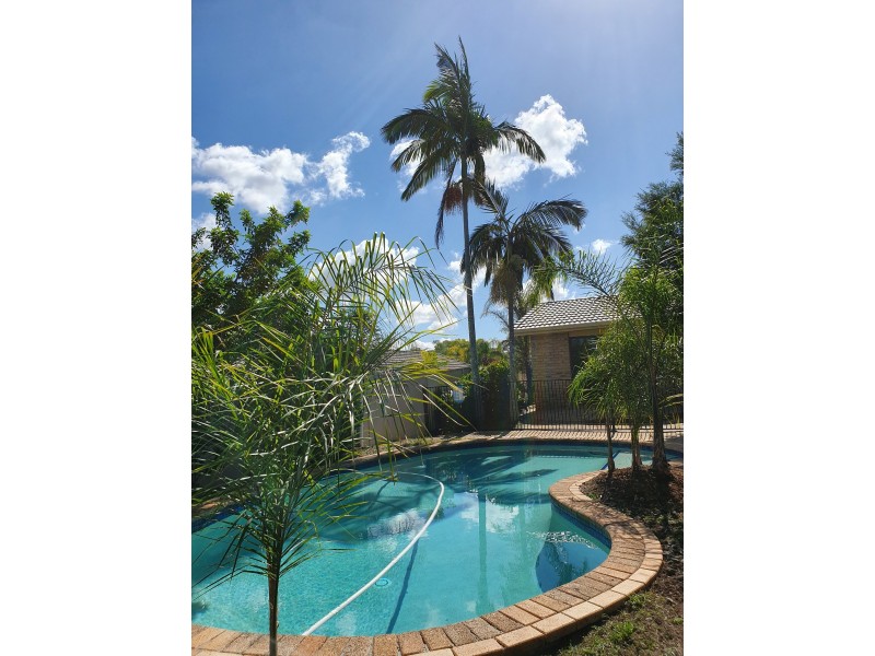 3 Kel Nagle Court, Parkwood QLD 4214