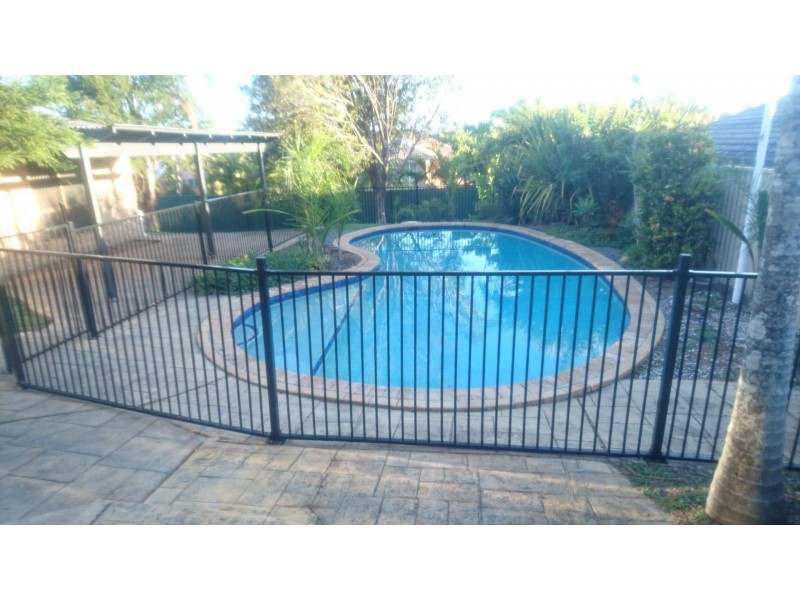 3 Kel Nagle Court, Parkwood QLD 4214