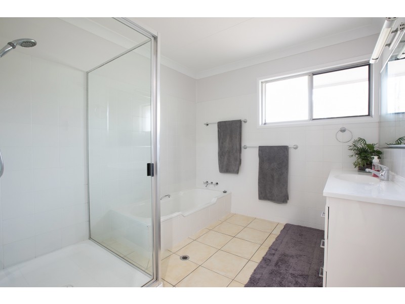 57 Hughes Road, Plainland QLD 4341