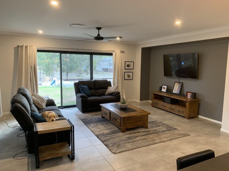 1 Horton Place, Regency Downs QLD 4341
