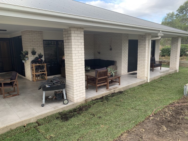 1 Horton Place, Regency Downs QLD 4341