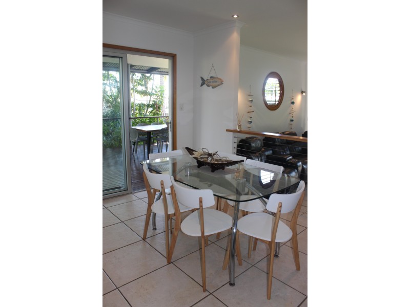 10 Cassia Crescent, Cardwell QLD 4849