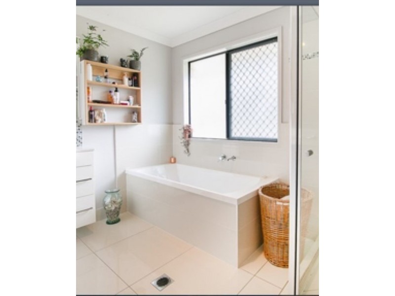 7 Lillypilly Place, Regency Downs QLD 4341