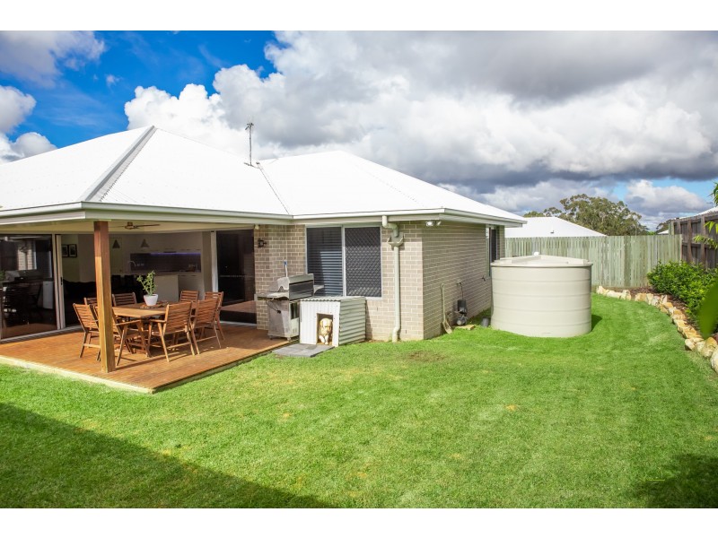 7 Renshaw Crescent, Kearneys Spring QLD 4350