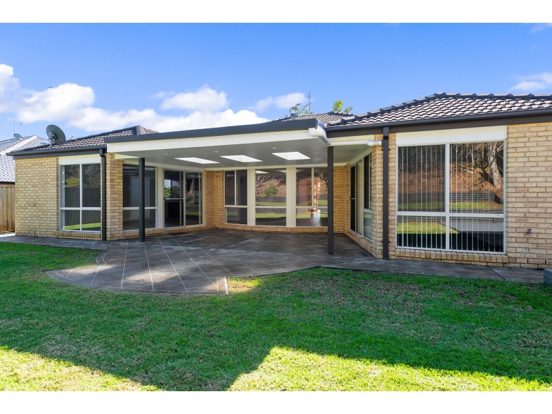 4 Spinnaker Place, Lake Munmorah NSW 2259