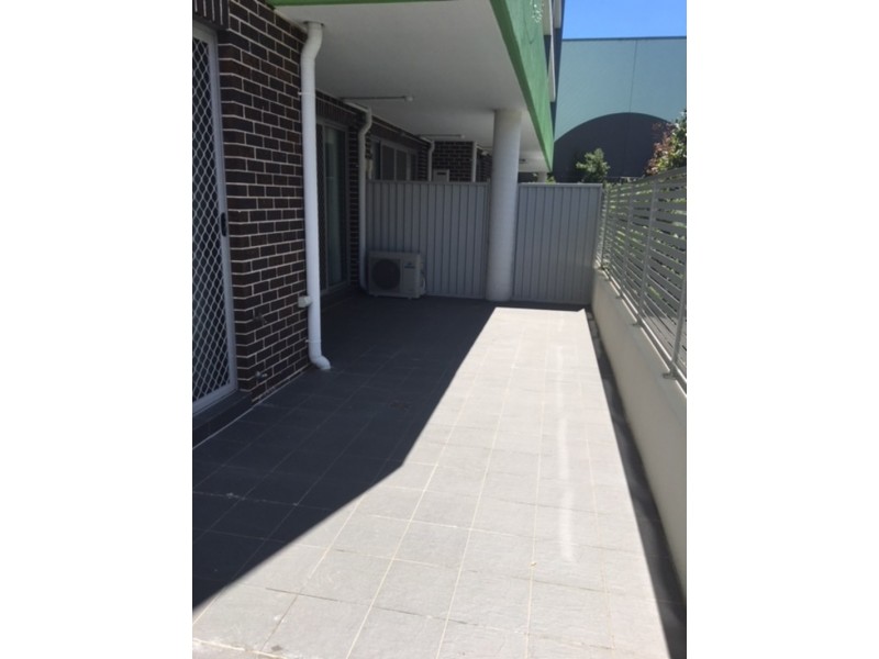 8 Myrtle Street, Prospect NSW 2148