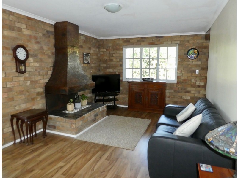 176-178 Sharon Drive, North Maclean QLD 4280