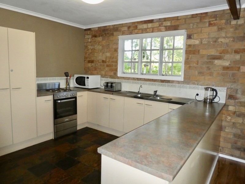 176-178 Sharon Drive, North Maclean QLD 4280