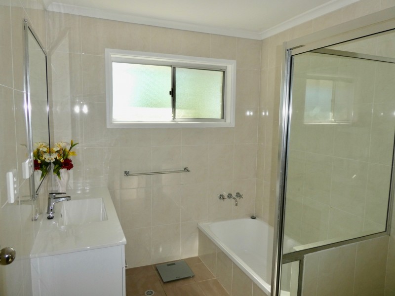 176-178 Sharon Drive, North Maclean QLD 4280