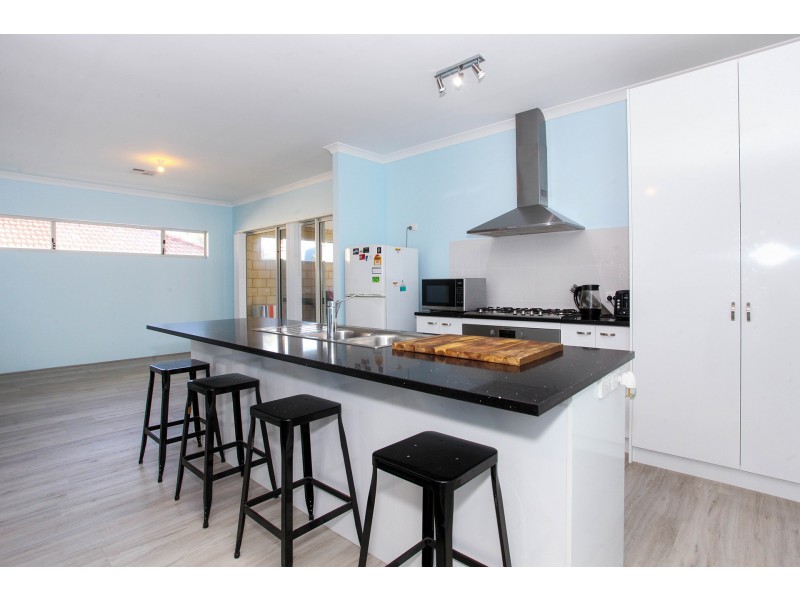 160A Raleigh Street, Carlisle WA 6101