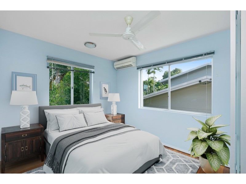 19 Sommerville Cr, Whitfield QLD 4870
