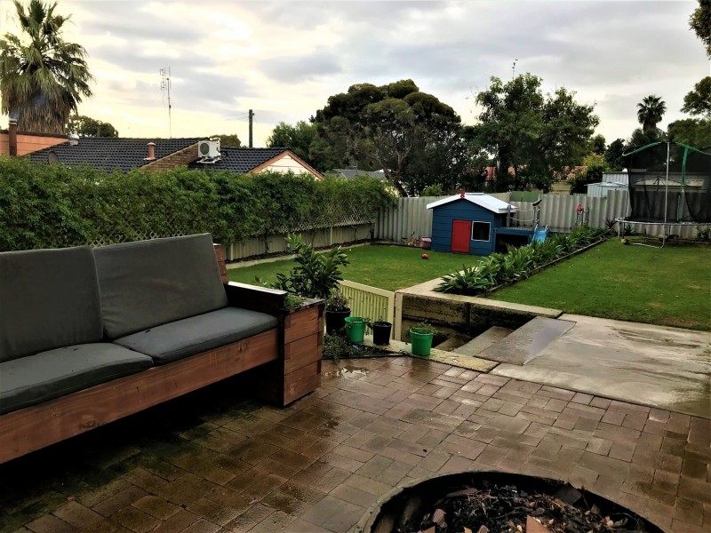 79 Hill Street, Waroona WA 6215