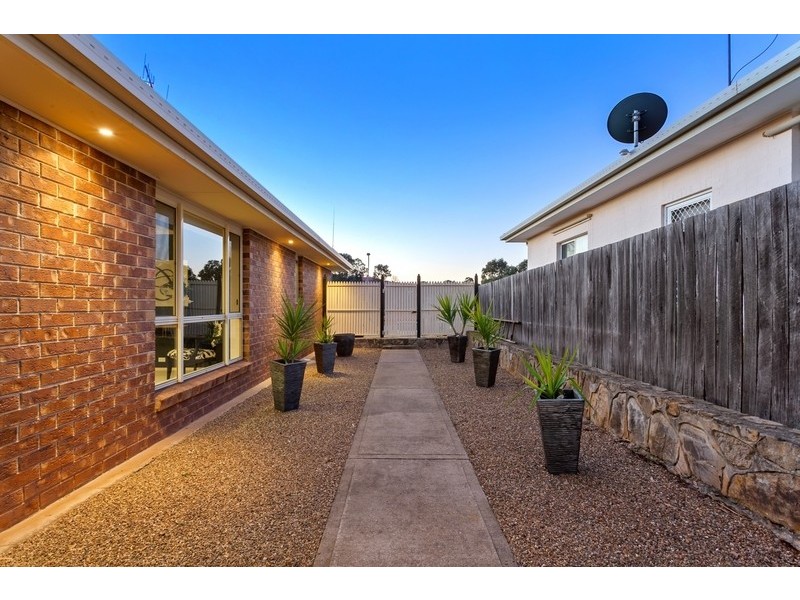 3 Cashion Court, Dunlop ACT 2615