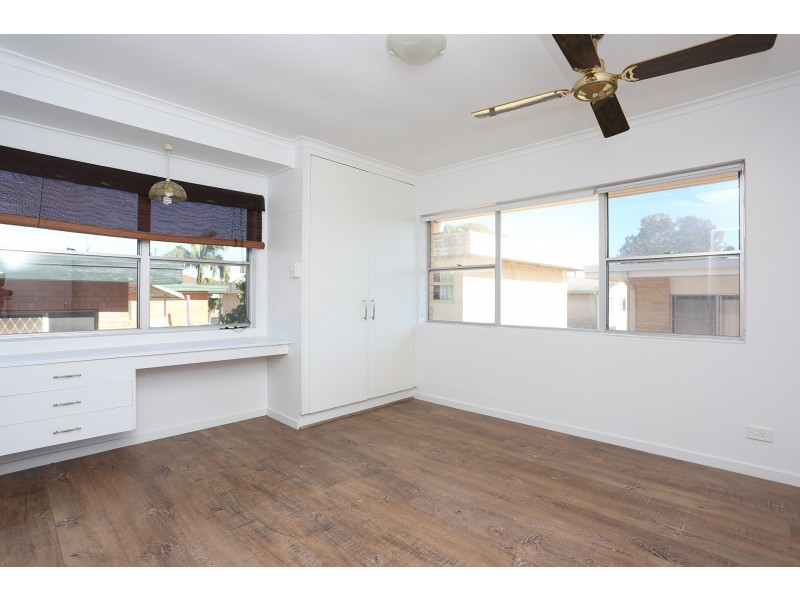 10/10 Sunrise Boulevard, Surfers Paradise QLD 4217