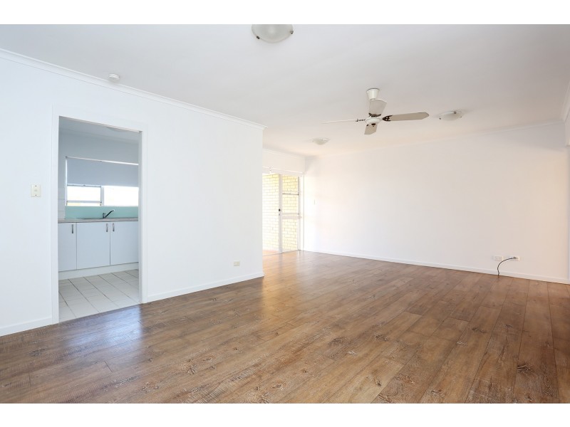 10/10 Sunrise Boulevard, Surfers Paradise QLD 4217