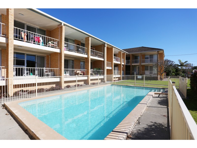 10/10 Sunrise Boulevard, Surfers Paradise QLD 4217