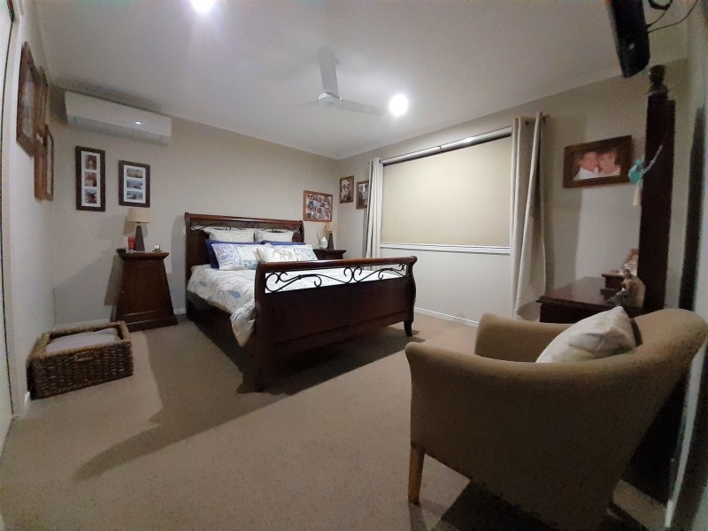 48 Moor Circuit, Warner QLD 4500