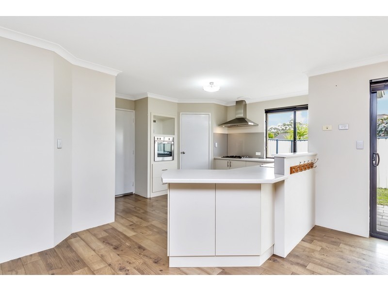 30 Camden Way, Meadow Springs WA 6210