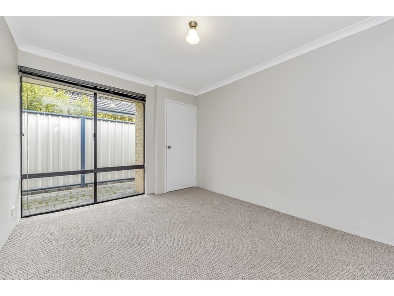 30 Camden Way, Meadow Springs WA 6210