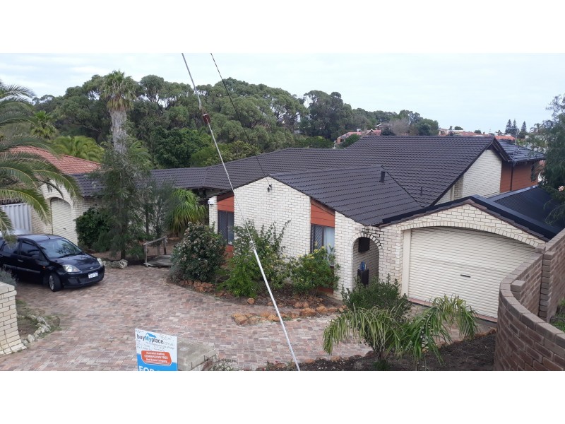 220 Dampier Avenue, Kallaroo WA 6025