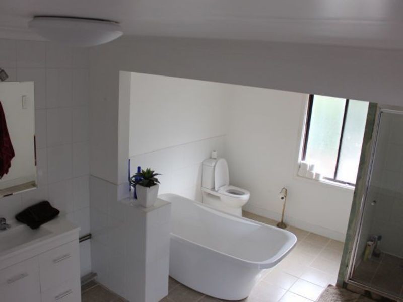 220 Dampier Avenue, Kallaroo WA 6025