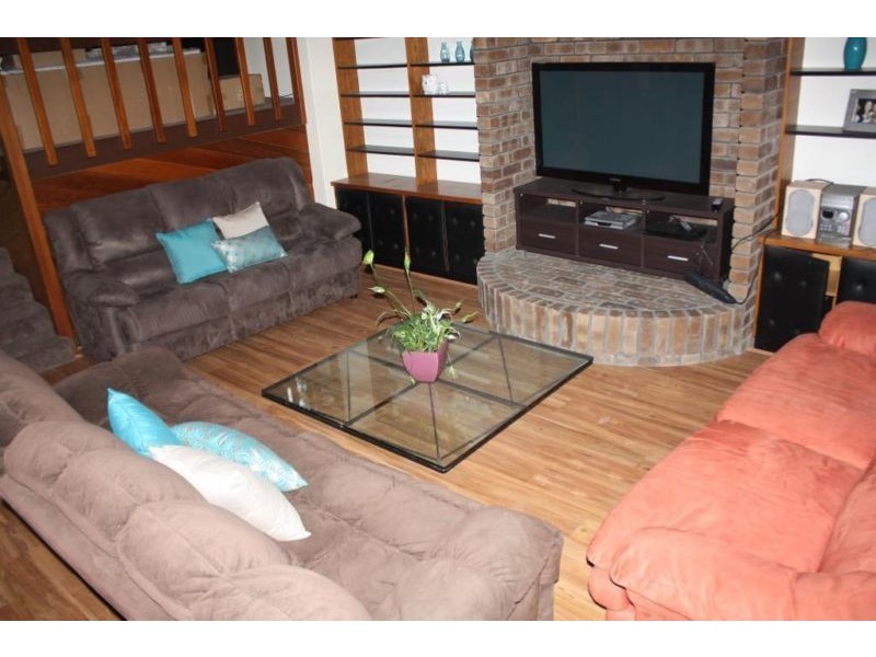 220 Dampier Avenue, Kallaroo WA 6025