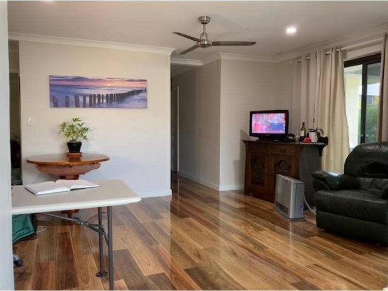 9 Hanson Way, Dudley Park WA 6210