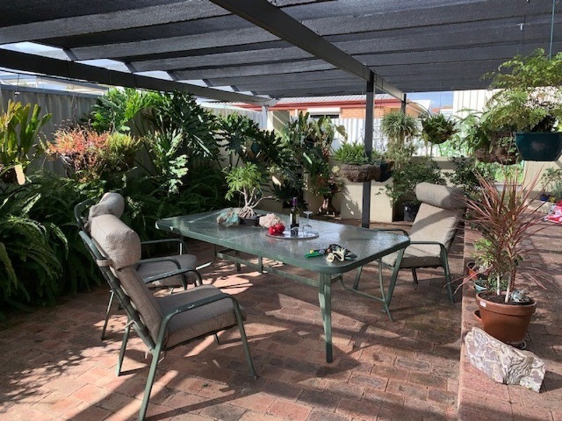 9 Hanson Way, Dudley Park WA 6210