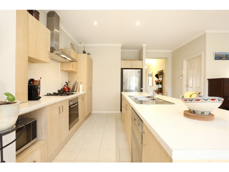 139 Shoalhaven Circuit, Mawson Lakes SA 5095