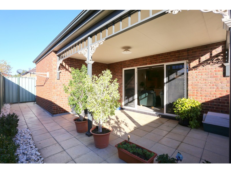 139 Shoalhaven Circuit, Mawson Lakes SA 5095