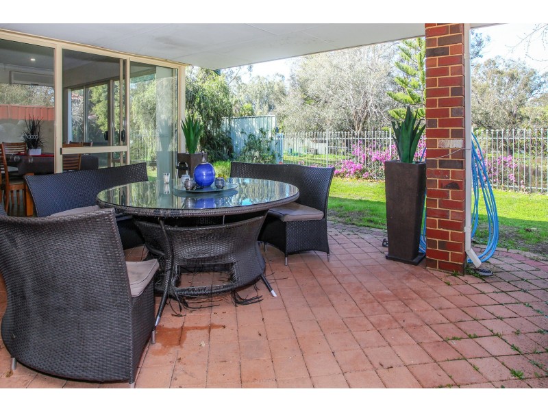 28A Highbury Crescent, Beckenham WA 6107