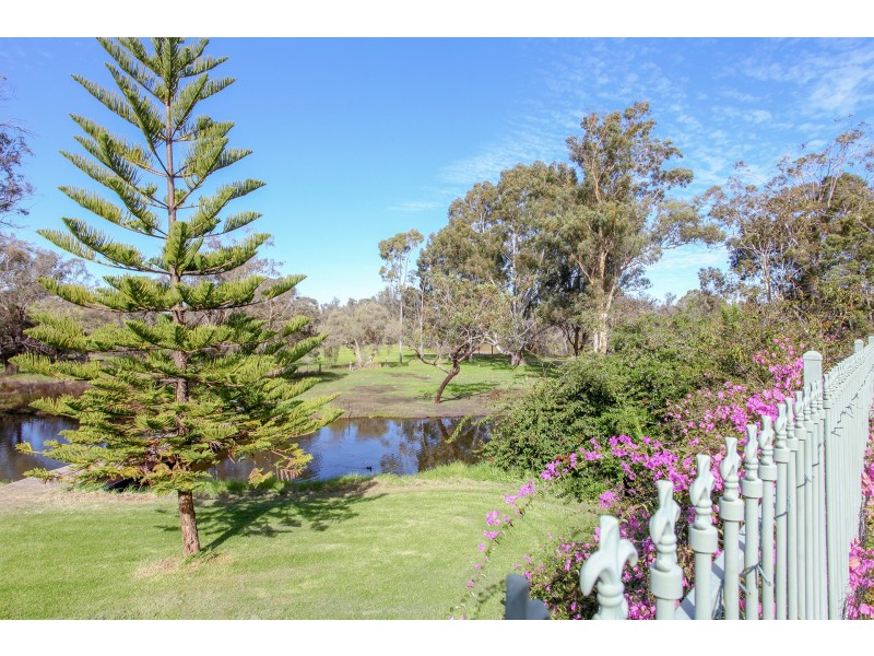 28A Highbury Crescent, Beckenham WA 6107