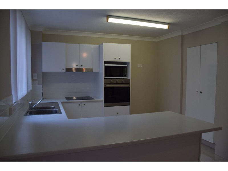 3/2325 Gold Coast Highway, Mermaid Beach QLD 4218