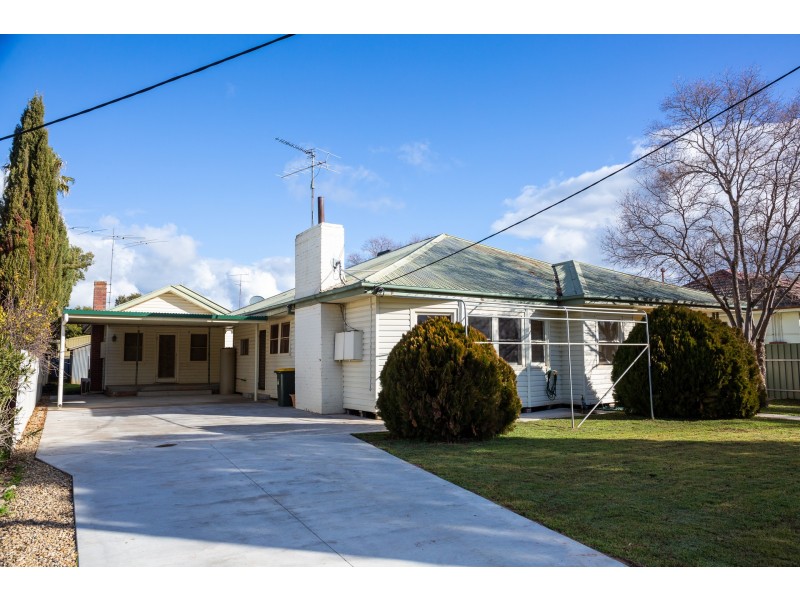 44 Green Street, Lockhart NSW 2656