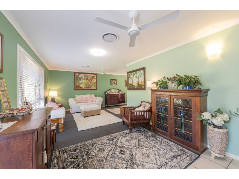 62 Acacia Street, Woodgate QLD 4660