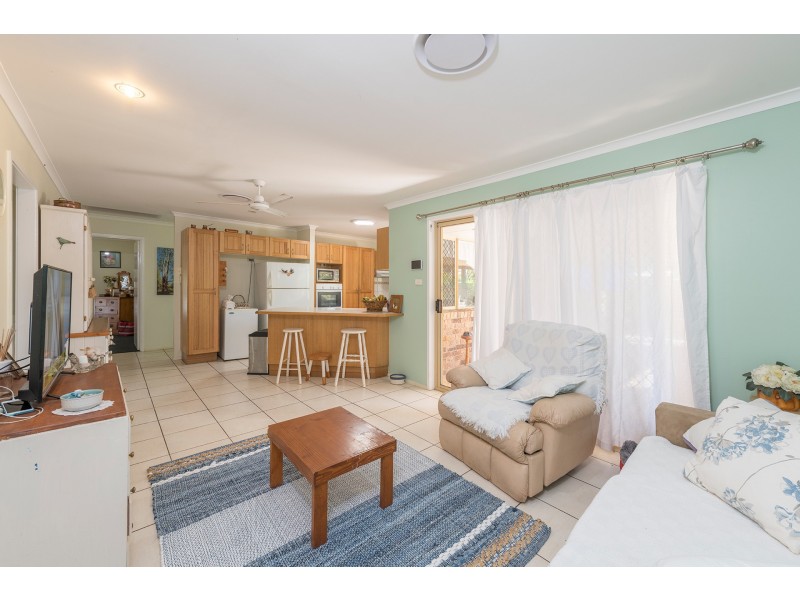 62 Acacia Street, Woodgate QLD 4660